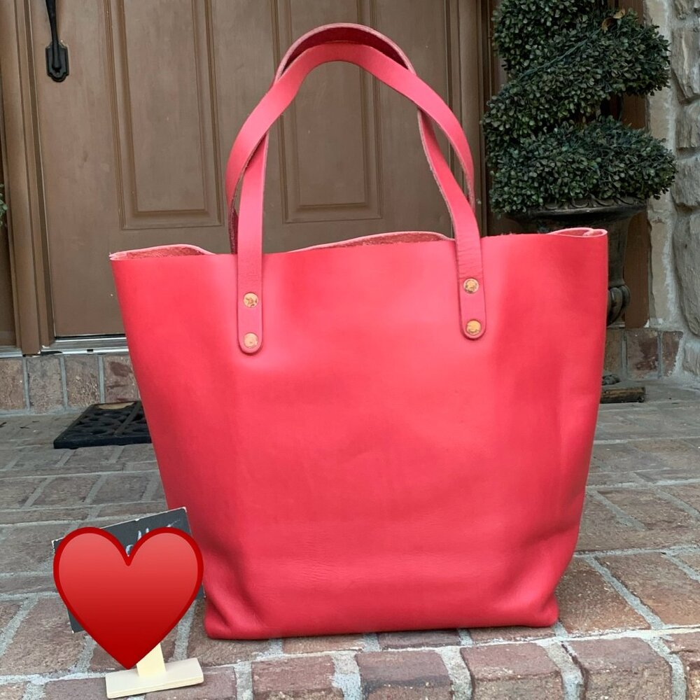 KMM & Co Standard Salmon Tote